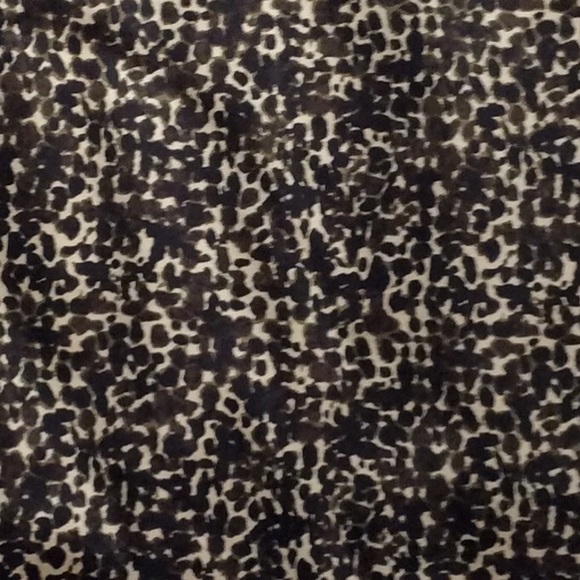 Ann Taylor Animal Print Pencil Skirt - Picture 7 of 7